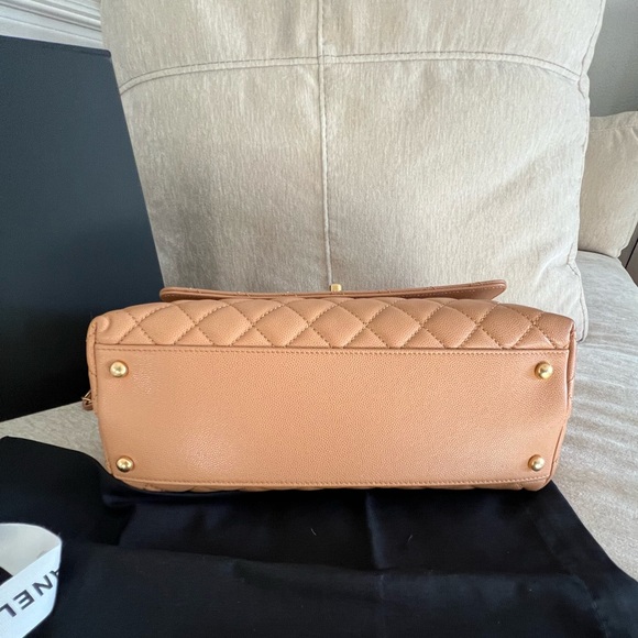 Chanel CoCo Top Handle COA from Zeko. This is a 2021 large CoCo Top handle. - Picture 9 of 14